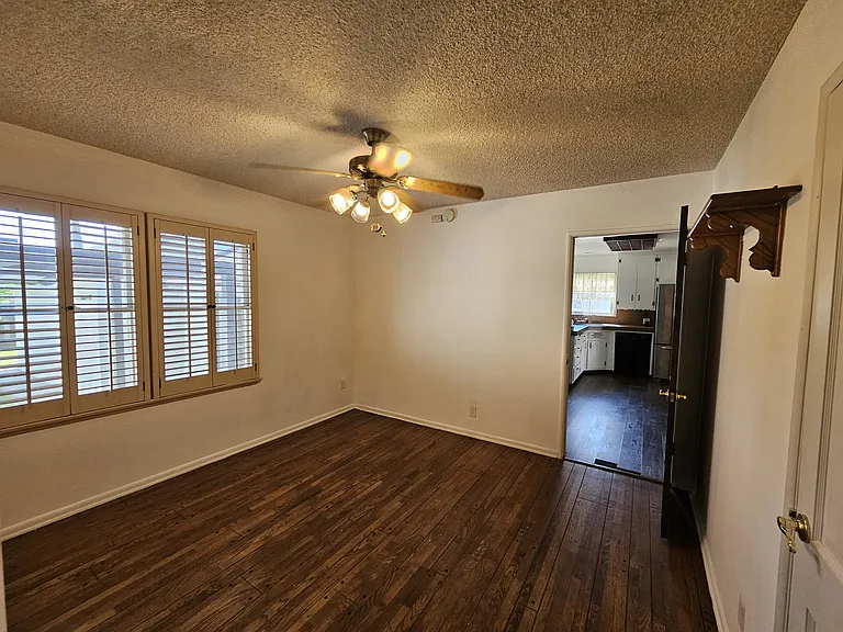 504 E Dalton Ave — Photo 27