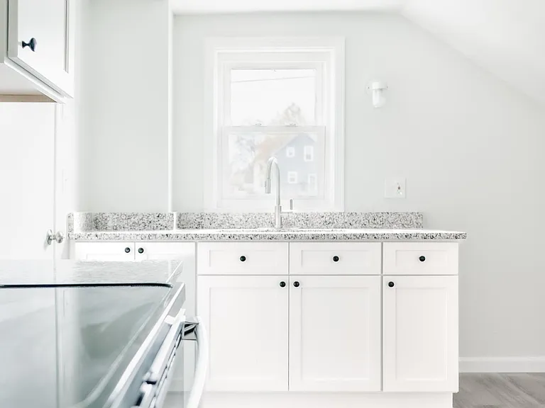69 2nd St #3 — Photo 3