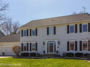 12932 Hazelwood Dr, Clive, IA 50325