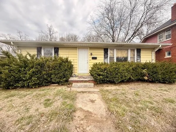 1501 Pacific St, Saint Joseph, MO 64503