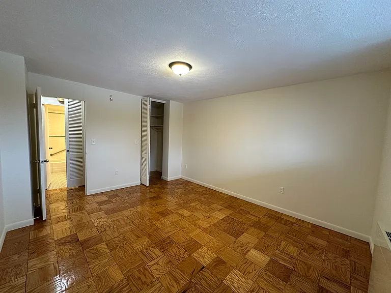 77 Monmouth St #902D — Photo 14