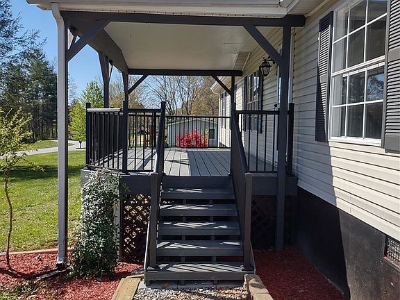 4th image of 48 Katie Dr