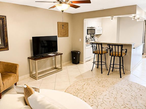 4th image of 201 Pensacola Beach Rd APT C26