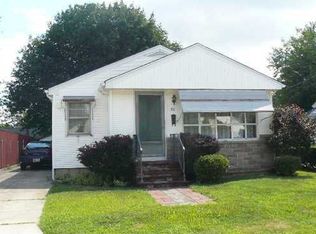 33 Galileo Ave, Providence, RI 02909