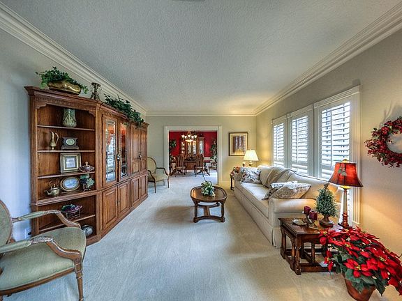 4th image of 2210 Pleasant Creek Dr