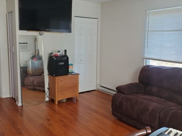 1733 Grand Ave #3