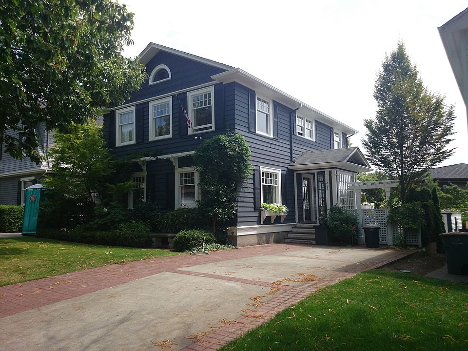 1st image of 1212 Bigelow Ave N