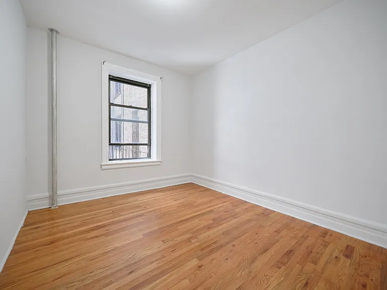 587 Riverside Dr #1C — Photo 5