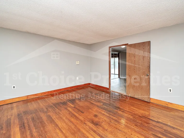 305 Rose Hill Rd — Photo 6