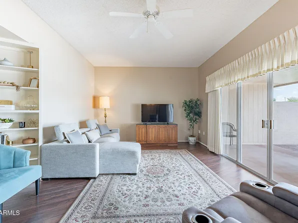 17278 N 105th Avenue, Sun City, AZ 85373