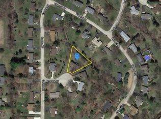 6844 Corona Cir, Rockford, IL 61108