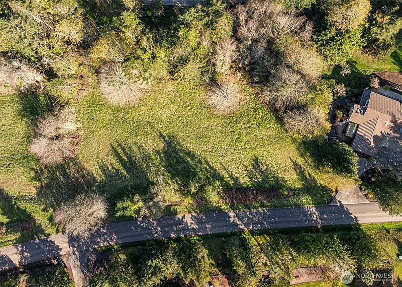 2nd image of 999 Ravens Ridge Road
