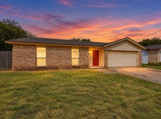 209 Water Ln, Crowley, TX 76036
