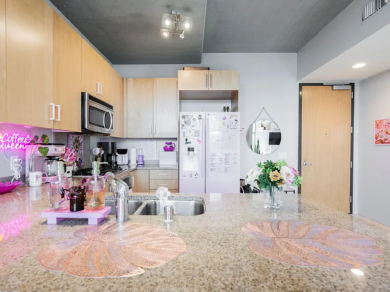 353 E Bonneville Ave #753 — Photo 9