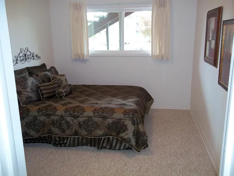 928 Fir St S #944 — Photo 9
