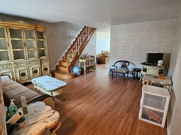 7251 Calvert St, Philadelphia, PA 19149