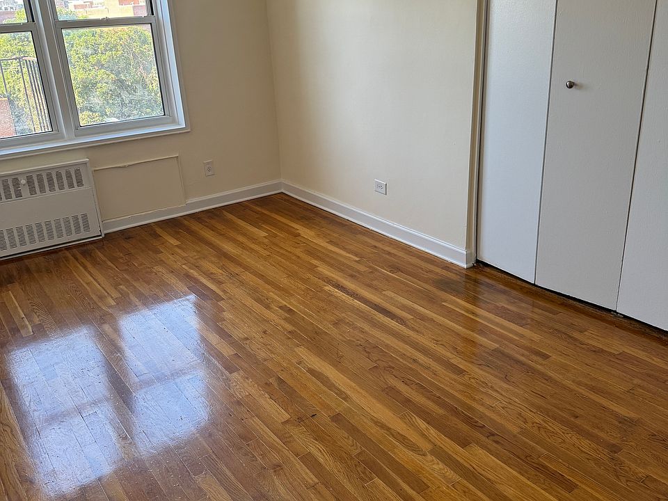 1st image of 14212 41st Ave APT 4C