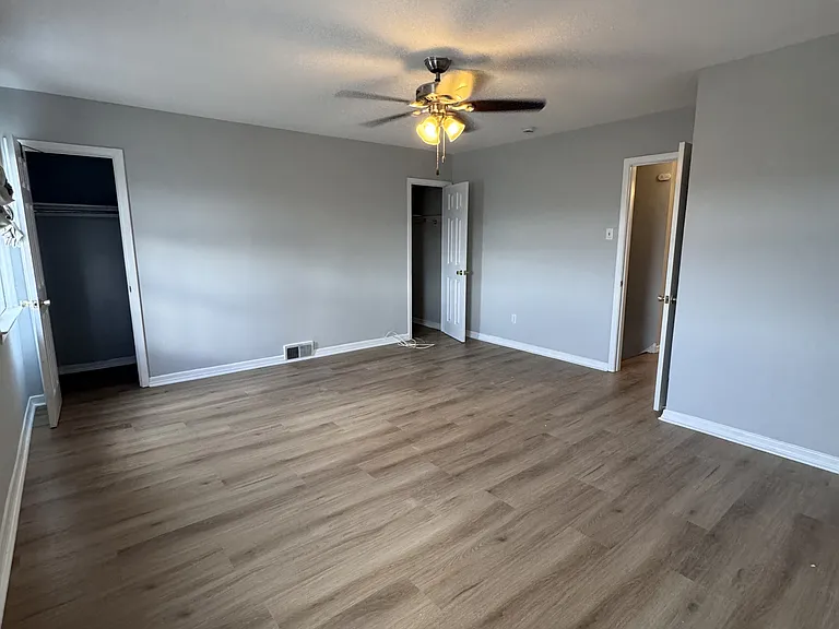 12004 Salina Pl — Photo 14