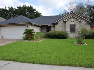 7010 Fruitwood Dr, Corpus Christi, TX 78413