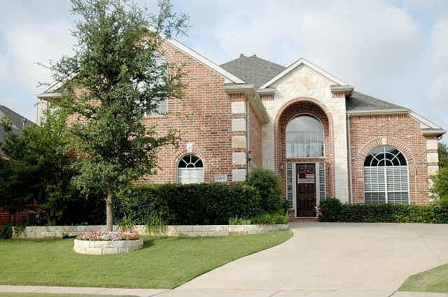 1st image of 2402 Watercrest Dr