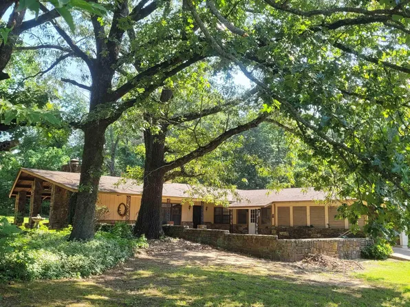 142 Wades Xing, Adona, AR 72001