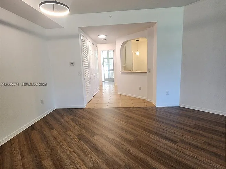 3600 Oaks Clubhouse Dr #206 — Photo 66