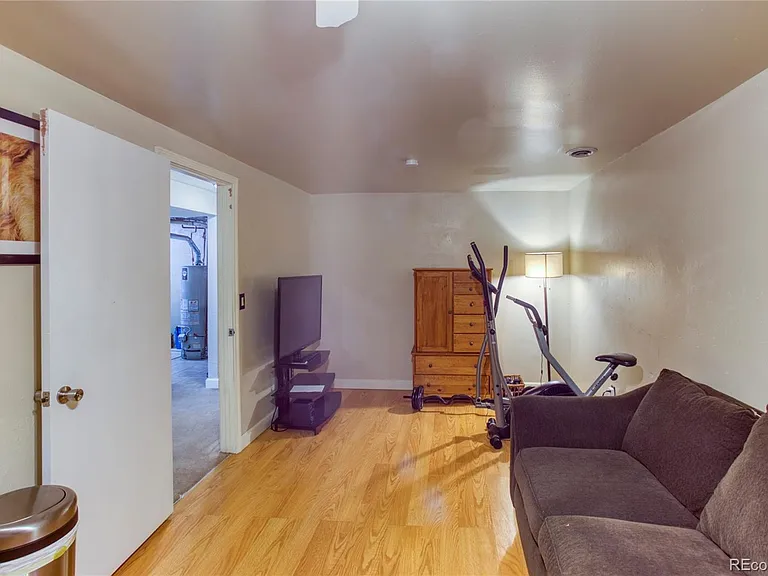 3815 S Pitkin Cir — Photo 4