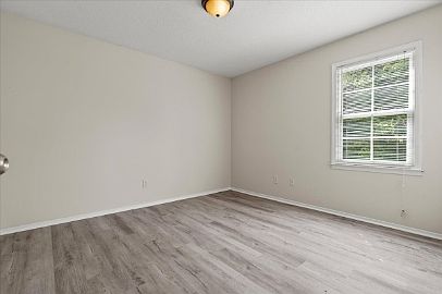 4th image of 319 Revell Dr APT G