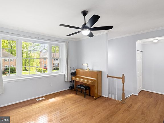 3rd image of 9977 Whitewater Dr
