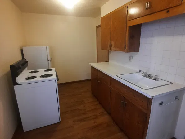 501 E Crawford St, Salina, KS