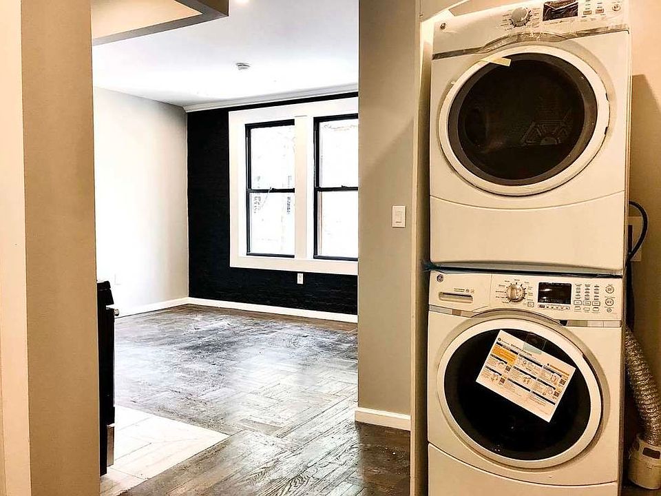 2nd image of 2833 Briggs Ave APT 5D