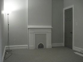 2404 Parrish St, Philadelphia, PA