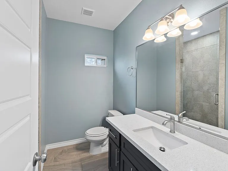 9448 W Queen Palm — Photo 12