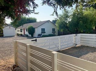 19170 Robinson Rd, Sonoma, CA 95476