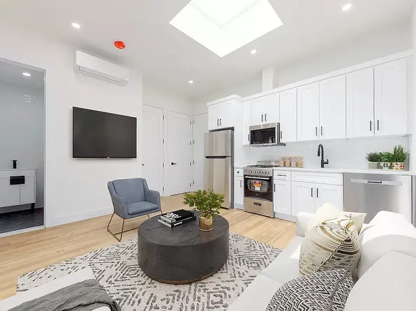 377 East 26th Street image 1 of 7