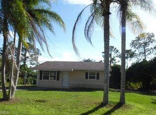2402 E 9th St, Lehigh Acres, FL 33936