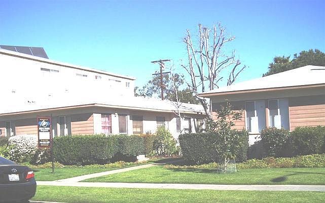 2nd image of 3718 3/4 Jasmine Ave