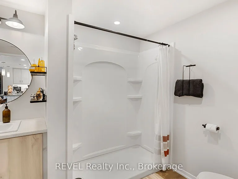 3998 Victoria Ave #106 — Photo 17