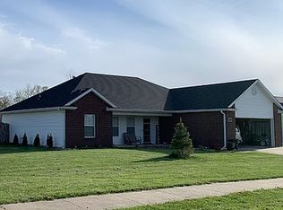 6140 Impala Dr, Hallsville, MO 65255