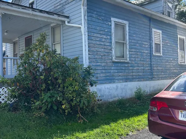 27 Jackson Ave, Winchester, VA 22601