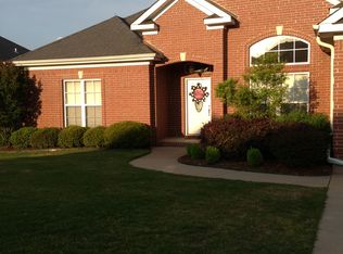 9 Bangor Ct, Little Rock, AR 72223