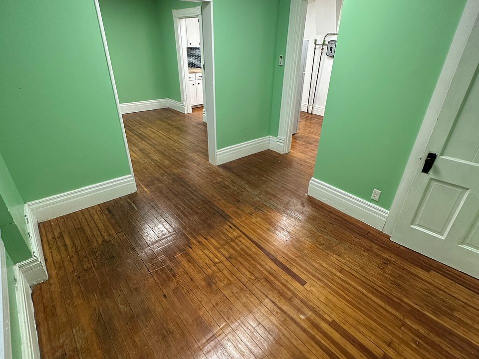 1st image of 1 E Main St #3
