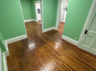 1 E Main St #3, Chanute, KS 66720