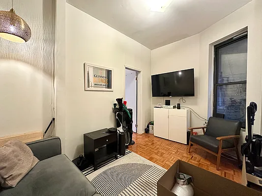 Rented by Corcoran | media 11