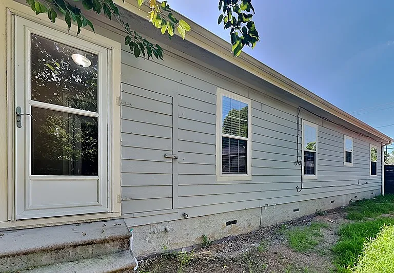 1416 Record Crossing Rd — Photo 14
