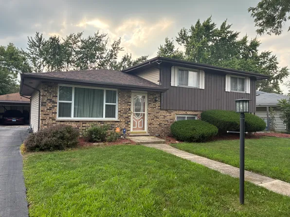 22810 East Dr, Richton Park, IL 60471