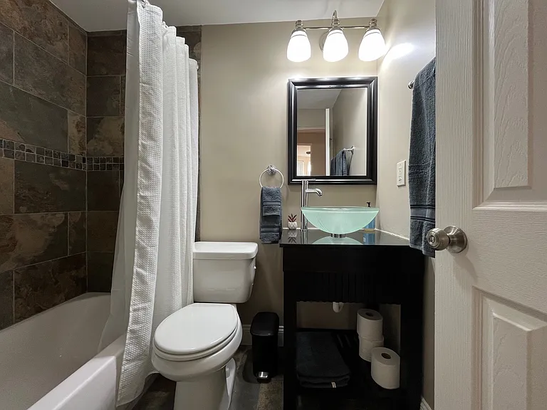 5507 Elmer St #5 — Photo 7