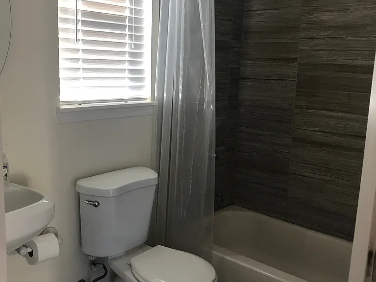 2238 Gunn Rd #4 — Photo 11