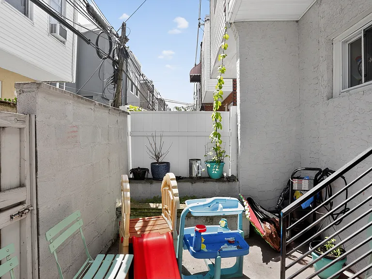 2009 S Opal St — Photo 35