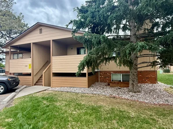 114 Juniper Pl APT B, Loveland, CO 80538